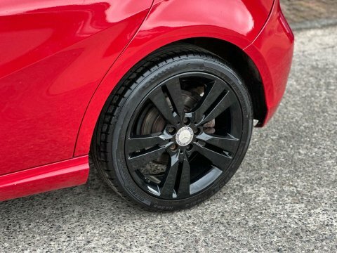 Mercedes-Benz A Class A180 Blueefficiency Sport Red #21