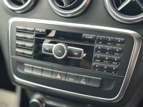 Mercedes-Benz A Class A180 Blueefficiency Sport Red #13