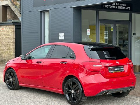 Mercedes-Benz A Class A180 Blueefficiency Sport Red #6