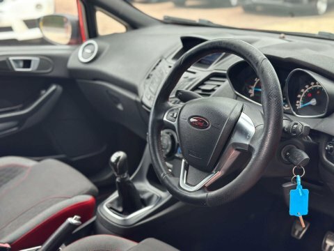 Ford Fiesta 1.0 Fiesta St-line Red #5