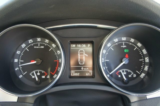 Skoda Superb S Tsi Black #12