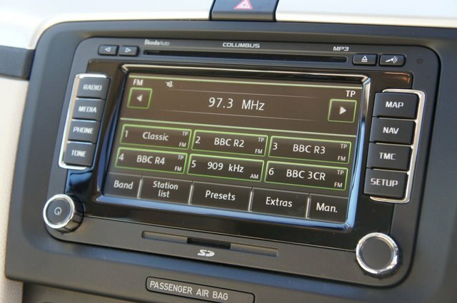 Skoda Superb S Tsi Black #17