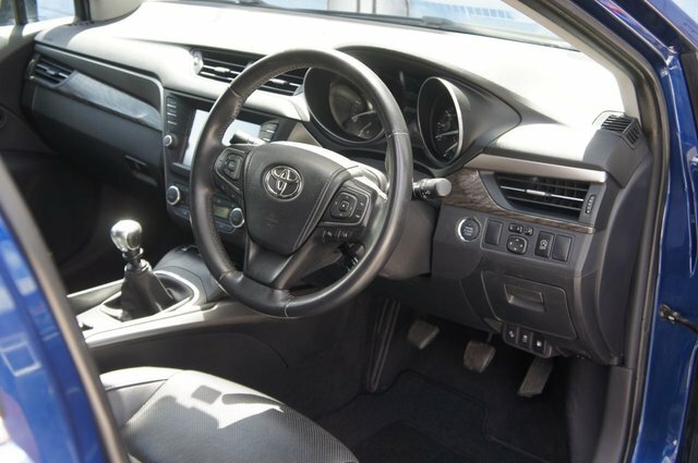 Toyota Avensis Valvematic Active Black #8