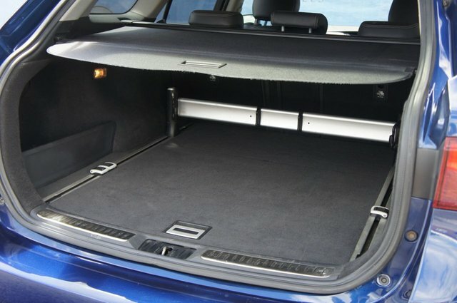 Toyota Avensis Valvematic Active Black #6