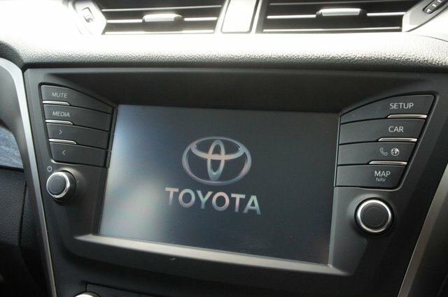 Toyota Avensis Valvematic Active Black #13