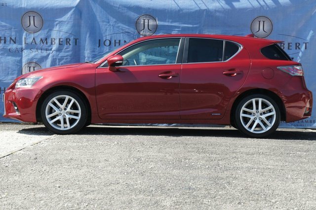 Lexus CT 200H Premier Hatchback Red #2