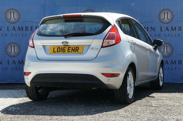 Ford Fiesta Ecoboost Zetec Hatchback Silver #5