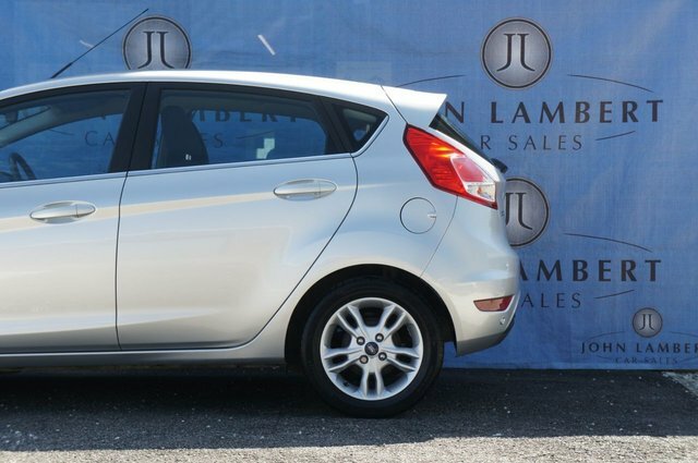 Ford Fiesta Ecoboost Zetec Hatchback Silver #3