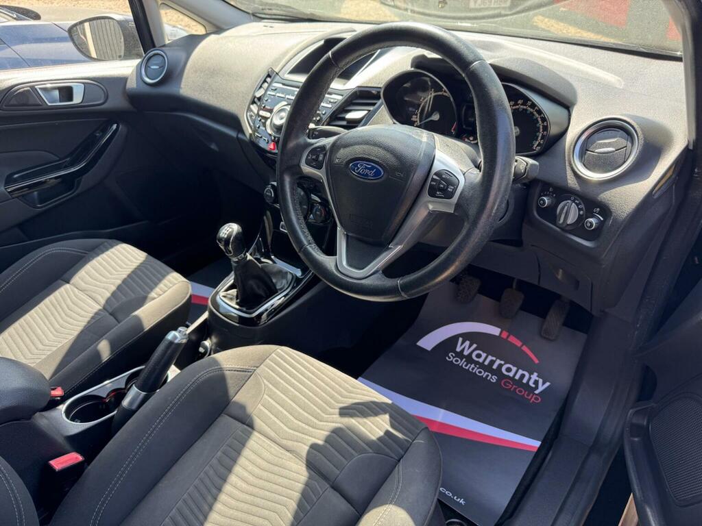Ford Fiesta Hatchback 1.0T Ecoboost Titanium Euro 5 Ss LO13LGY Black #3