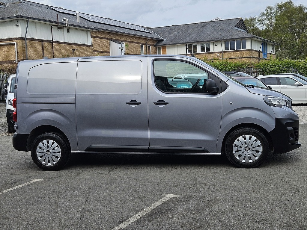 Peugeot Expert Bluehdi 1400 Professional L1h1 Euro 6 120Ps 2021 Grey #4