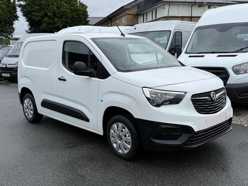 Vauxhall Combo Panel Van 1.3 Cdti 2000 Ecoflex 16V Fwd L1 H1 Ss White #3