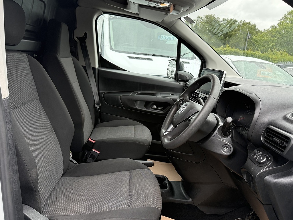 Vauxhall Combo Panel Van 1.3 Cdti 2000 Ecoflex 16V Fwd L1 H1 Ss White #2