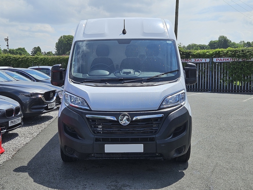 Vauxhall Movano 2.2L Dynamic Grey #8