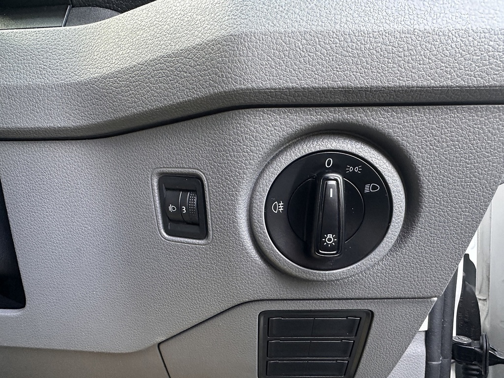 Volkswagen Crafter Cr35 Panel Van Commerce Plus Lwb 140 Ps 2.0 Tdi 6S White #15