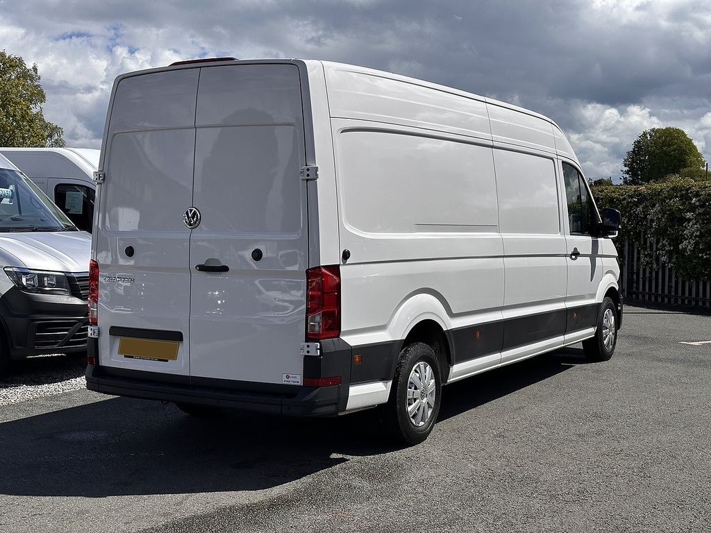 Volkswagen Crafter Cr35 Panel Van Commerce Plus Lwb 140 Ps 2.0 Tdi 6S White #7