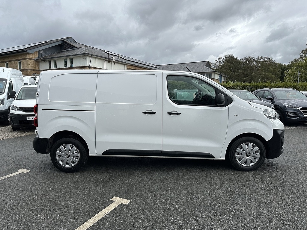 Peugeot Expert Bluehdi 1400 Professional Premium M Euro 6 145Ps 2 White #4