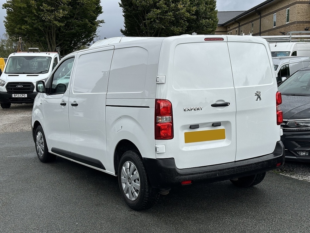 Peugeot Expert Bluehdi 1400 Professional Premium M Euro 6 145Ps 2 White #6