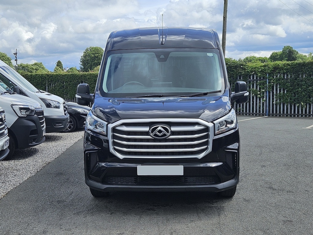 Maxus Deliver 9 2L Null White #10
