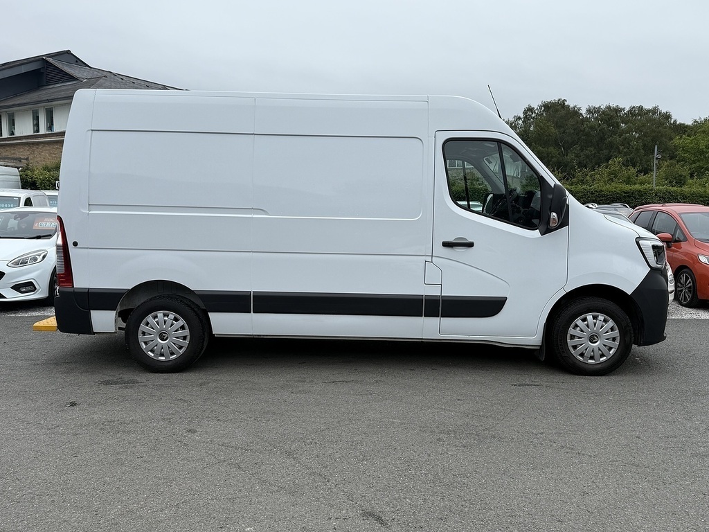 Renault Master Dci 35 Business L2h2 Euro 6 135Ps Ac 2022 U2817 White #3