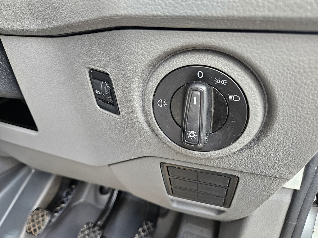 Volkswagen Crafter Cr35 Startline Tdi L2 Trw White #19