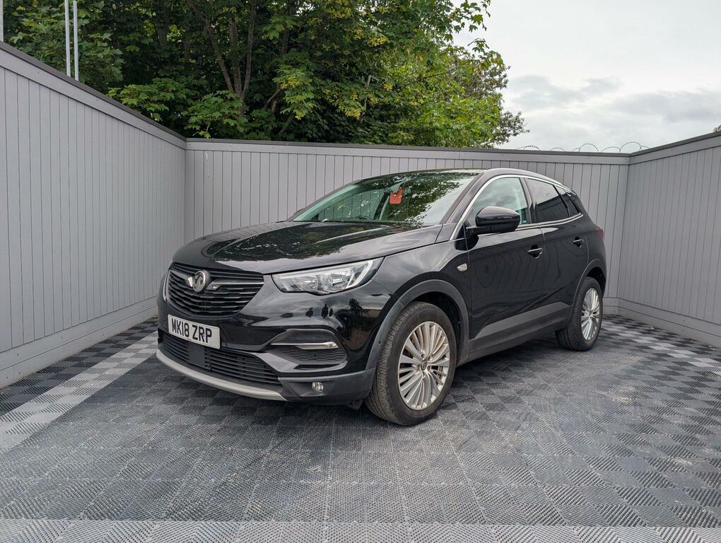 Vauxhall Grandland X 1.2 Turbo Tech Line Nav Euro 6 Ss Black