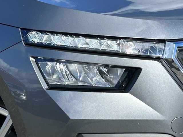 Skoda Kamiq 2023 1.0 Tsi Se Drive Suv Dsg Euro 6 S PF72GAX Grey #5