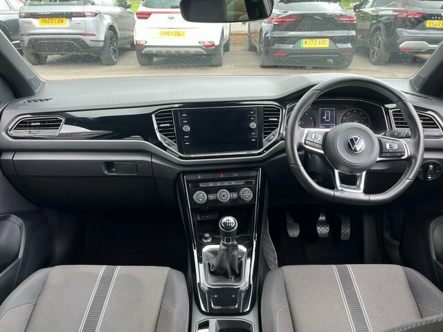 Volkswagen T-Roc 2021 1.0 Tsi Black Edition Suv E VK21RXU Grey #3