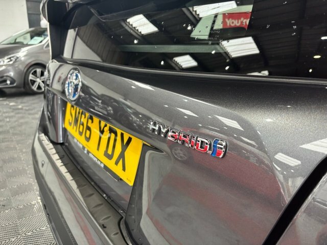 Toyota Prius 1.8 Vvti Excel Cvt Blue #10