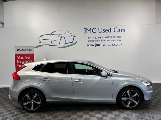 Volvo V40 1.5 T2 Gpf R-design Nav Plus Hatchback KK18MWP Silver #6