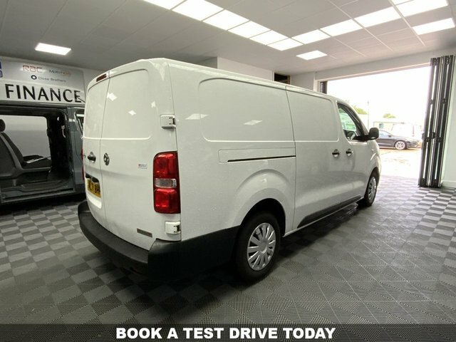 Vauxhall Vivaro 1.5 Turbo D 2900 ML71BHP White #4