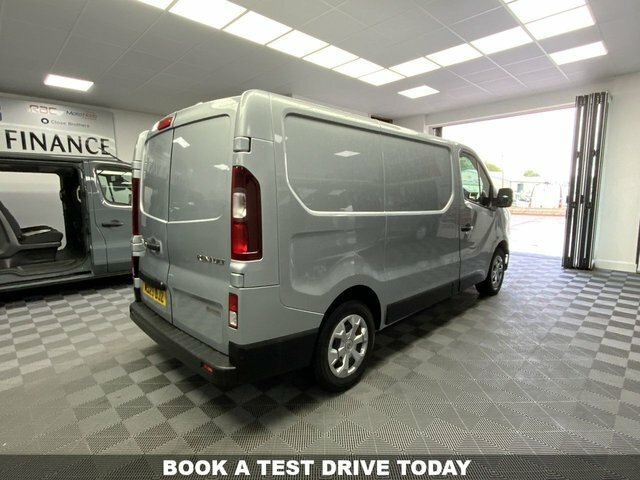 Renault Trafic 2.0 Dci Blue Sl30 MD23BJZ Grey #3