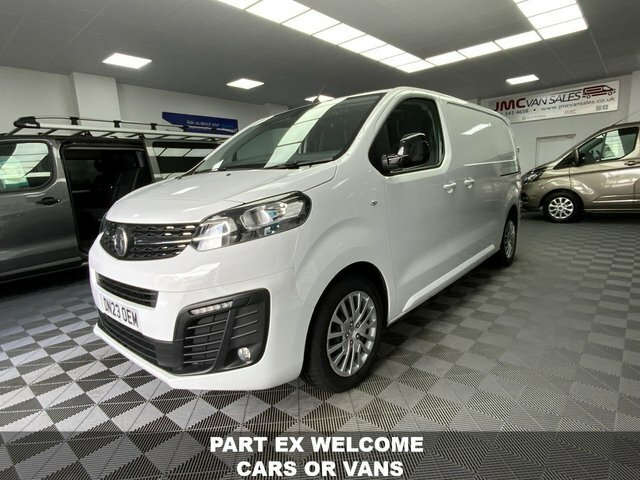 Vauxhall Vivaro 1.5 Turbo D 2700 White #2