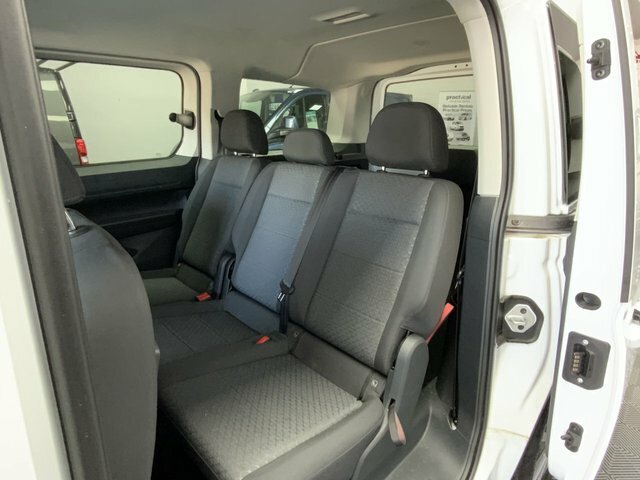 Ford Grand Tourneo Connect 2.0 Ecoboost Titanium Mpv White #6