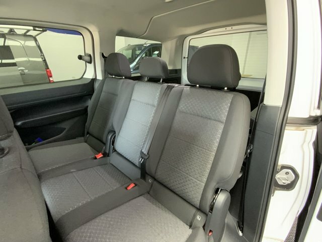 Ford Grand Tourneo Connect 2L Titanium Grey #21