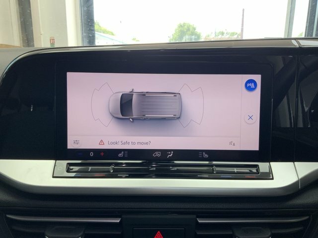 Ford Grand Tourneo Connect 2L Titanium Grey #10