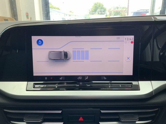 Ford Grand Tourneo Connect 2L Titanium Grey #16