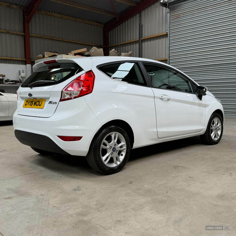Ford Fiesta 1.25 82 Zetec DY15WOU White #4