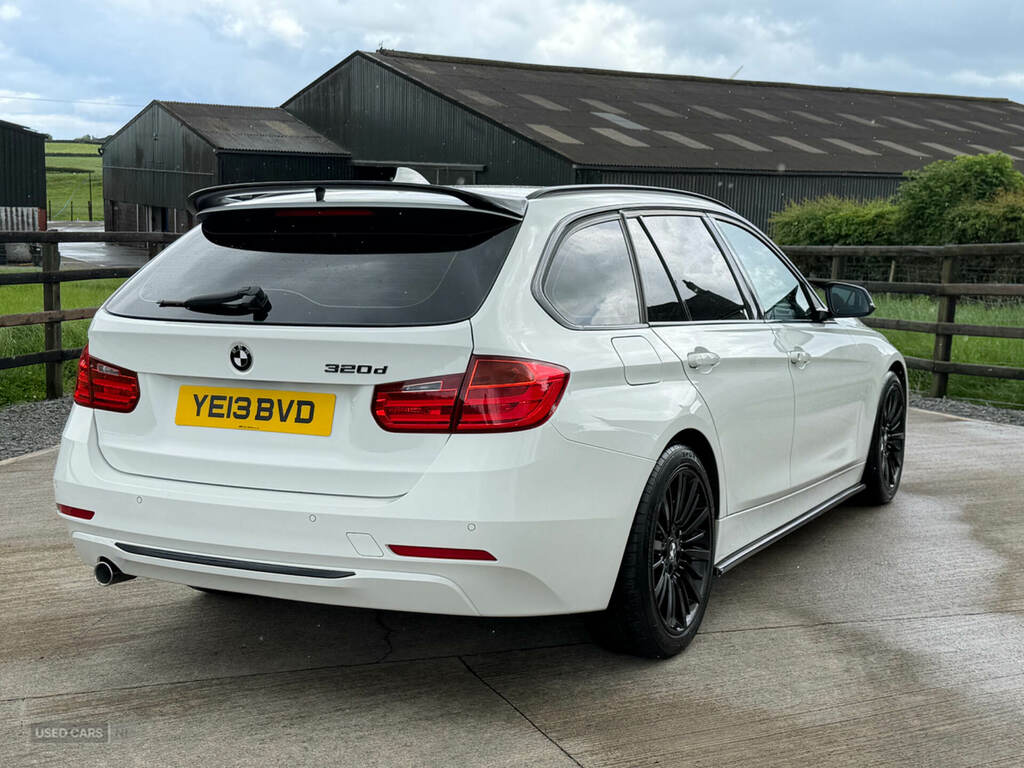 BMW 3 Series 320D Luxury White #4