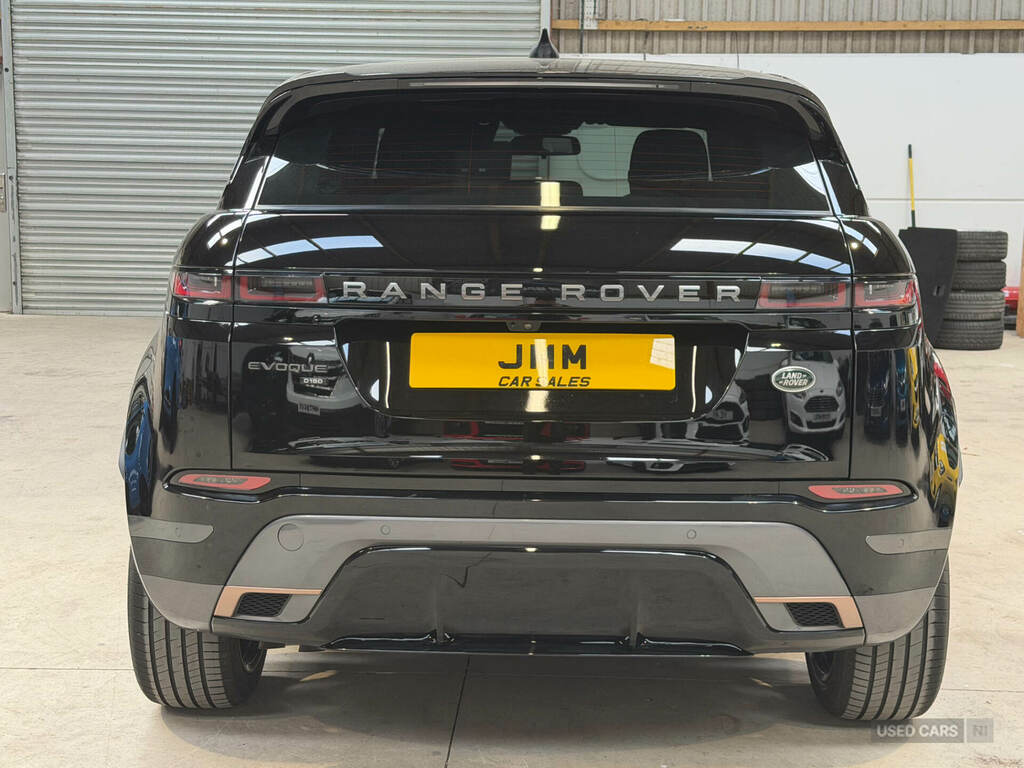 Land Rover Range Rover Evoque 2.0 D150 R-dynamic 2Wd Black #5