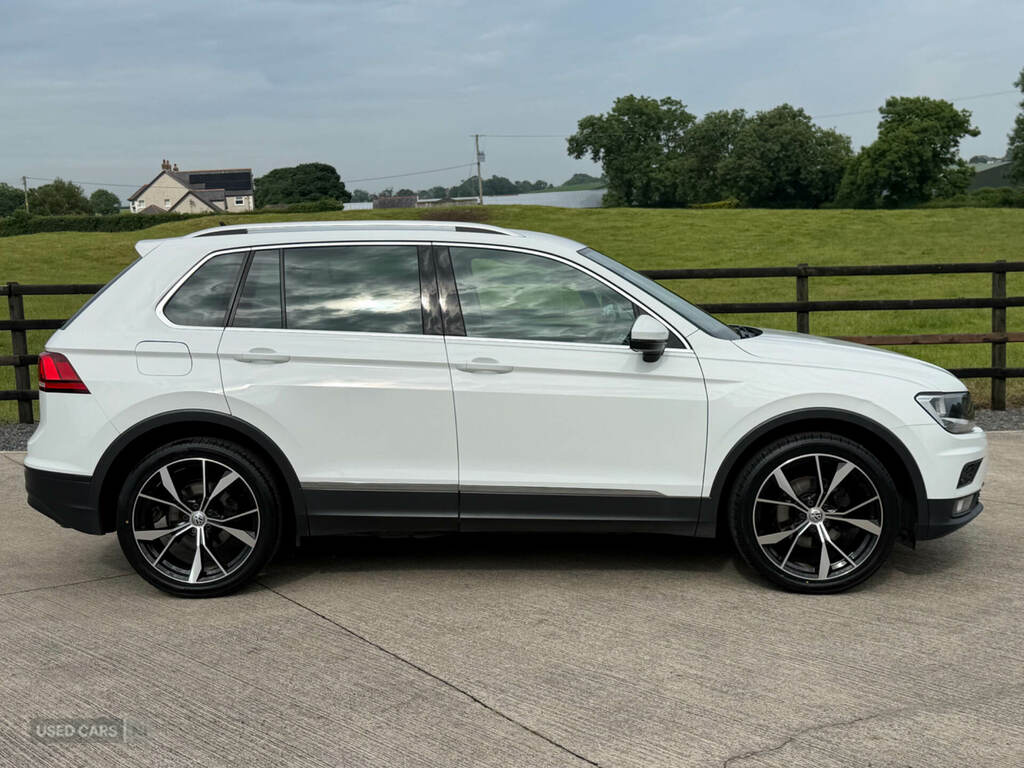 Volkswagen Tiguan 1.5 Tsi Evo 130 Se White #3