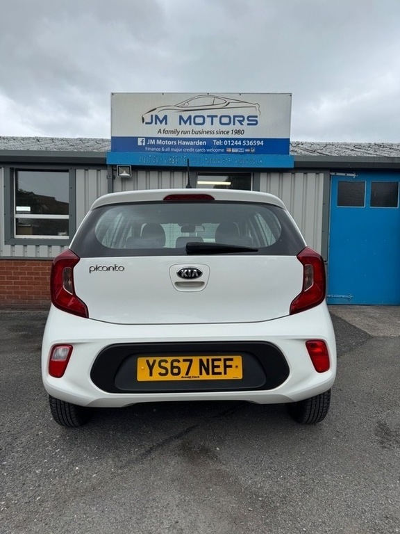 Kia Picanto 2 White #4