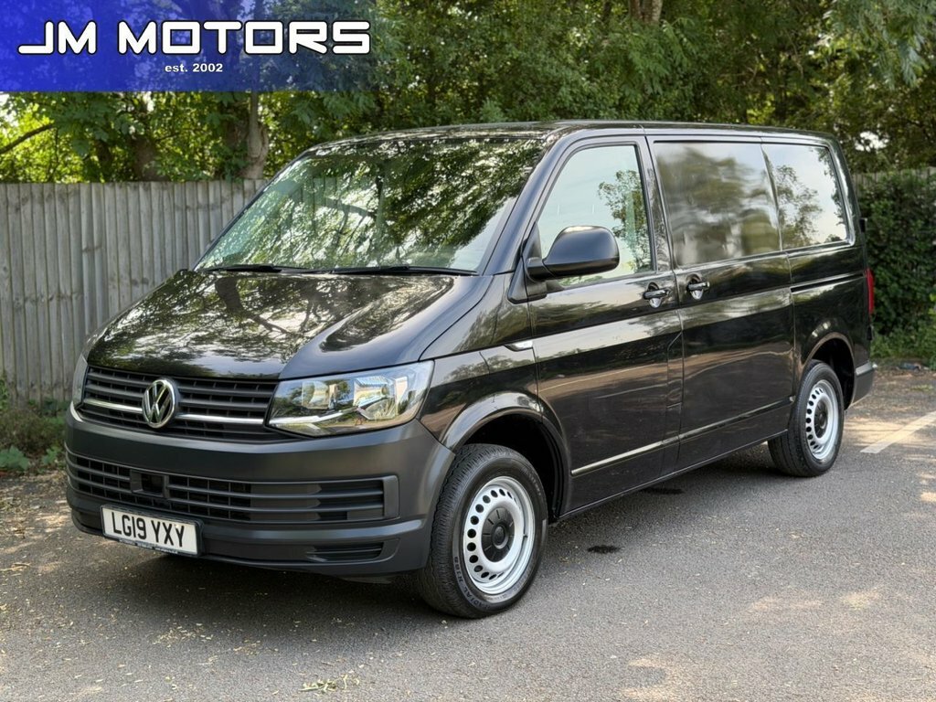 Volkswagen Transporter 2L Startline Black