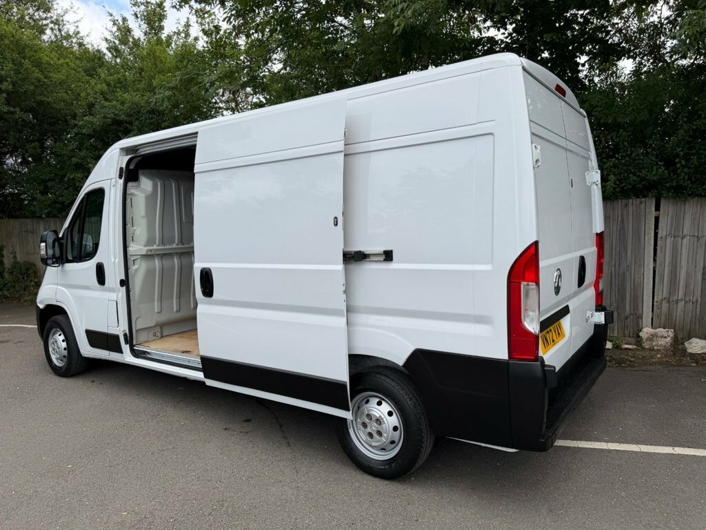 Vauxhall Movano 2.2L Prime VN72YAY White #4