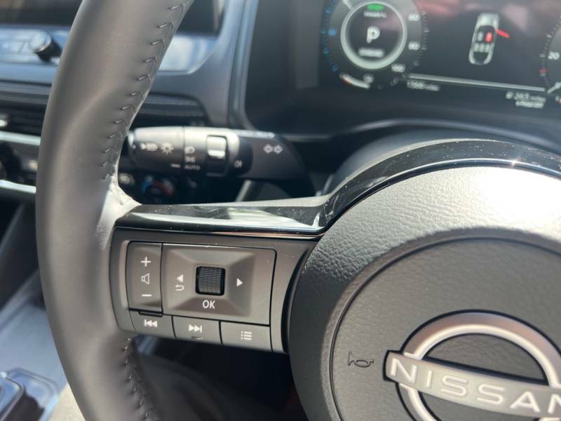 Nissan Qashqai Dig-t Acenta Premium Grey #14