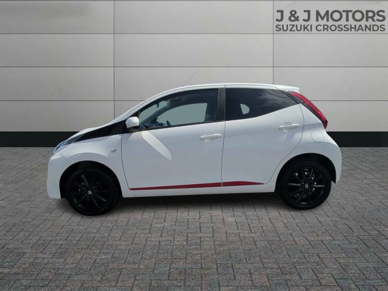 Toyota Aygo 1.0 Vvt-i X-press White #4