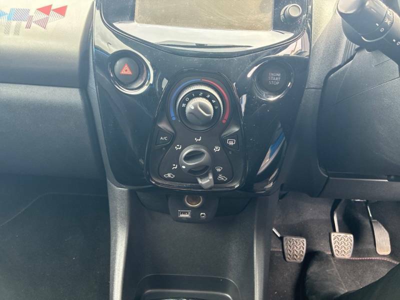Peugeot 108 1.0 Active Hatchback Euro 6 68 Black #14