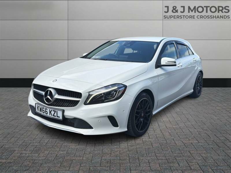 Mercedes-Benz A Class A200d Sport Premium White #3