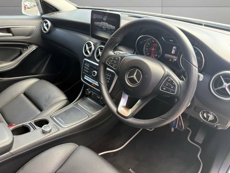 Mercedes-Benz A Class A200d Sport Premium White #2