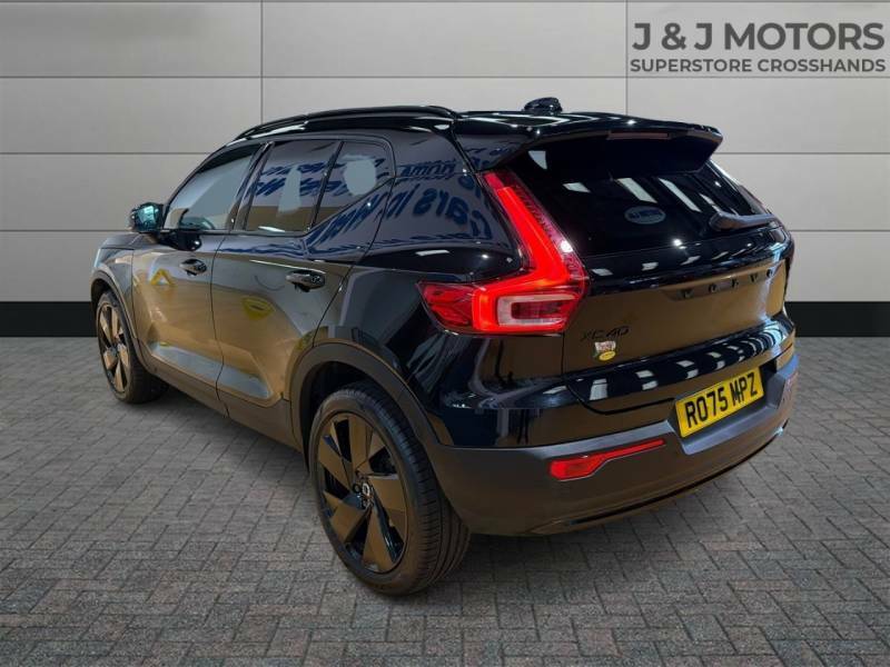 Volvo XC40 2.0 B4p Plus Black Edition Black #6