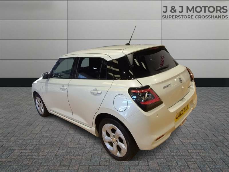 Suzuki Swift 1.2 Mild Hybrid Motion White #5